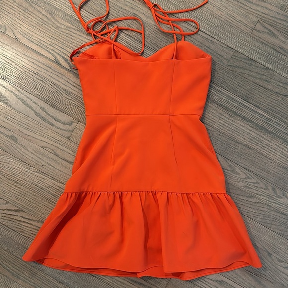 Gianni Bini tie shoulder dress - Picture 2 of 4